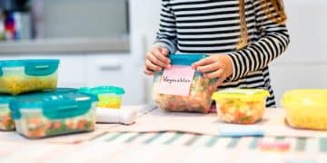 Baby Food Blitz: Make a Month's of Purees in 2 Hours - Cover Image