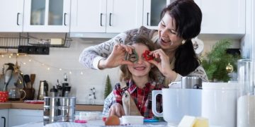 The Ultimate Guide to Mom Life Hacks: Simplifying Your Day - Cover Image