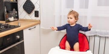 Is Your Baby Refusing Solids? 5 Proven Strategies for Picky Eaters - Cover Image