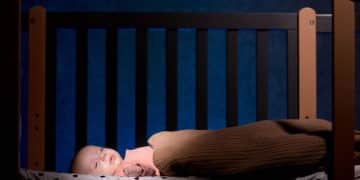 Practical Solutions: Transition Baby to Crib in 7 Days - Cover Image
